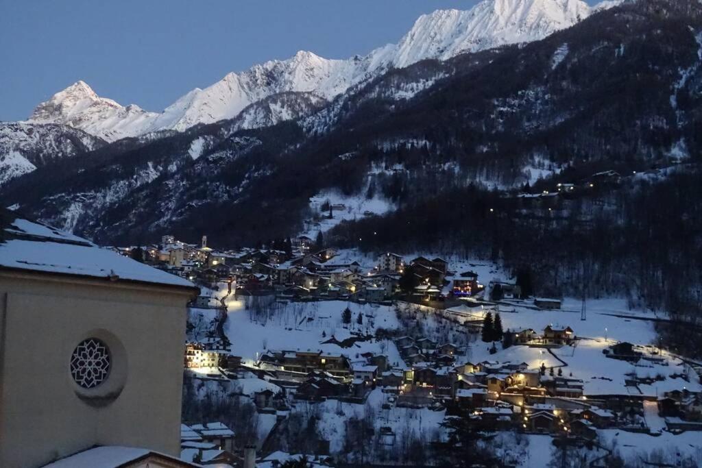 Ferrari'S: Bright Apartment With Magnificent View Chiesa in Valmalenco Kültér fotó