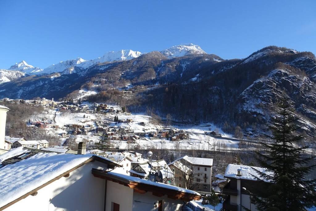 Ferrari'S: Bright Apartment With Magnificent View Chiesa in Valmalenco Kültér fotó